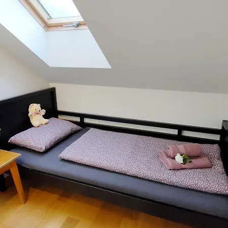 Apartment Apartmaji Dora *