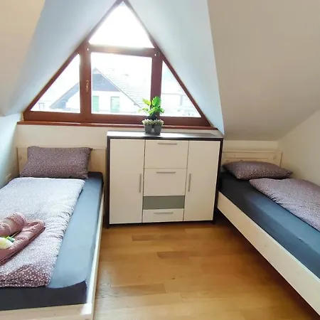 Apartmaji Dora