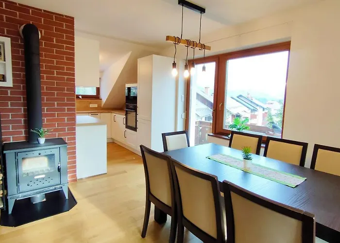 דירה Apartmaji Dora *