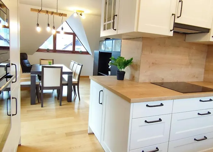 דירה Apartmaji Dora