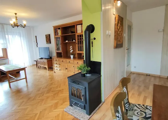 Apartmaji Dora * מויסטראנה