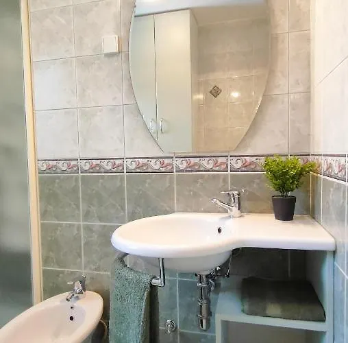 Apartmaji Dora * מויסטראנה